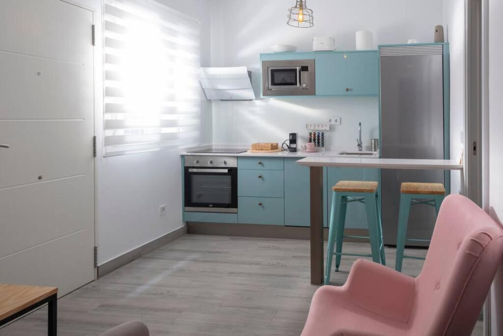 Magnifico Apartamento En Los Remedios Sevilla Kültér fotó